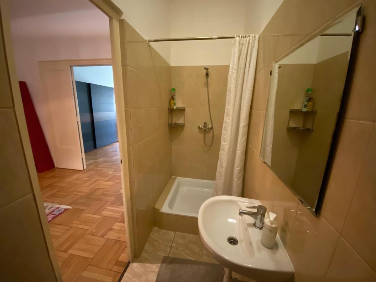 Come & Stay Apartments And Rooms City Center Будапеща Екстериор снимка