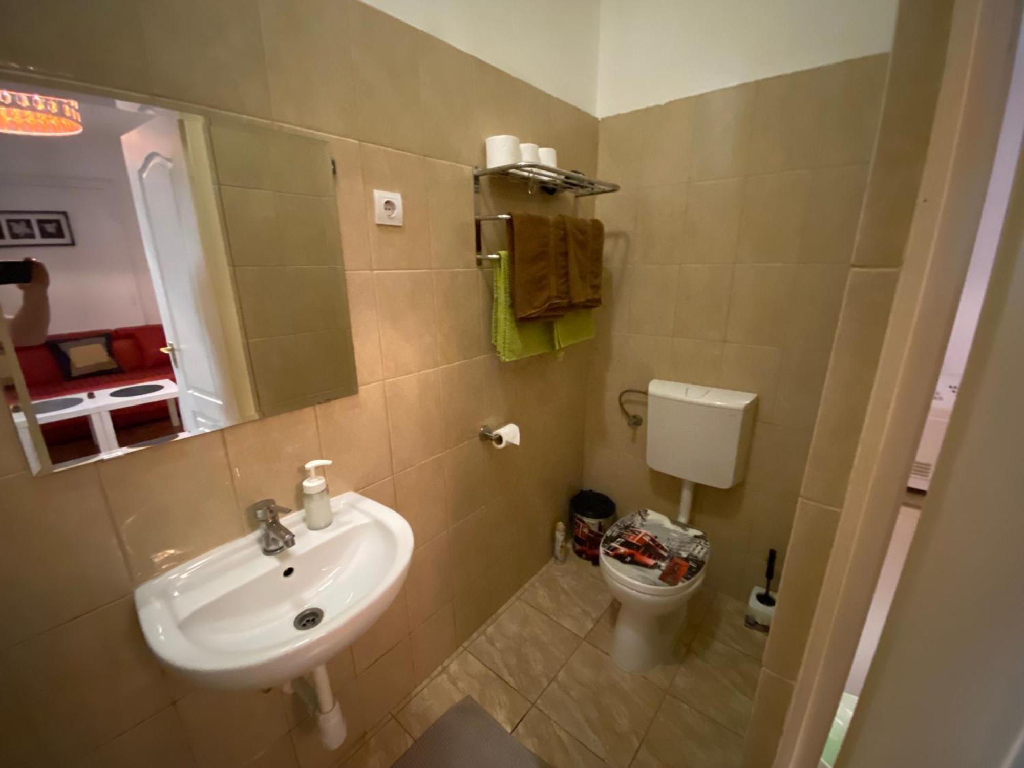Come & Stay Apartments And Rooms City Center Будапеща Екстериор снимка