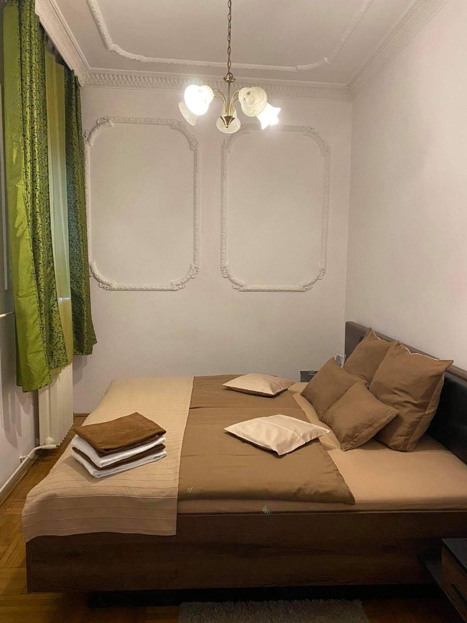 Come & Stay Apartments And Rooms City Center Будапеща Екстериор снимка