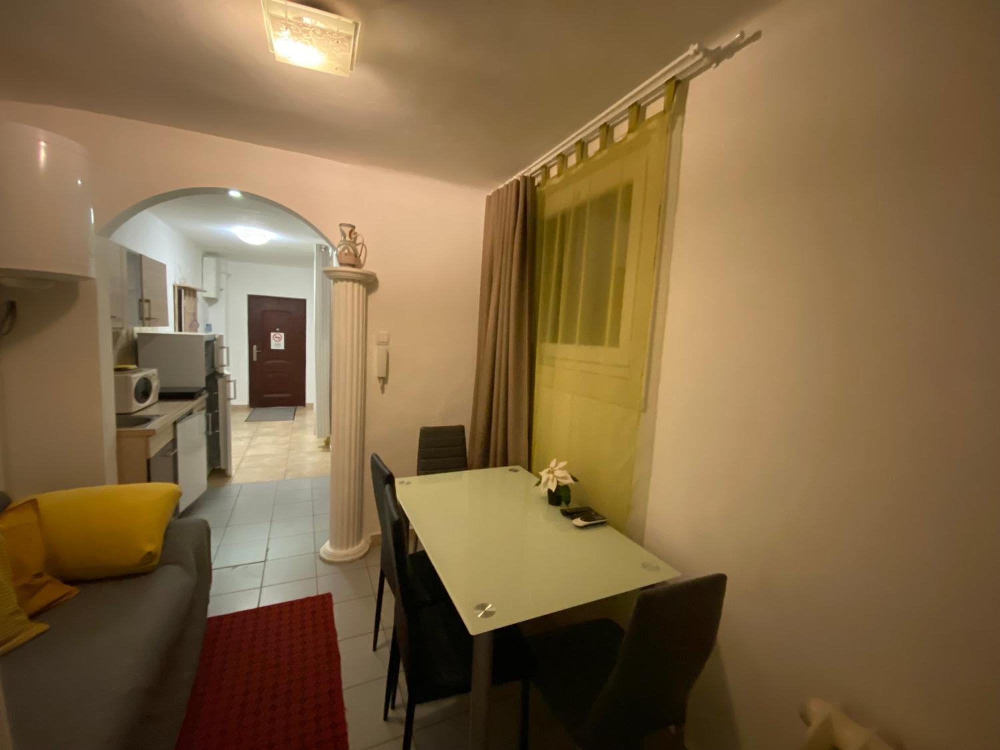 Come & Stay Apartments And Rooms City Center Будапеща Екстериор снимка