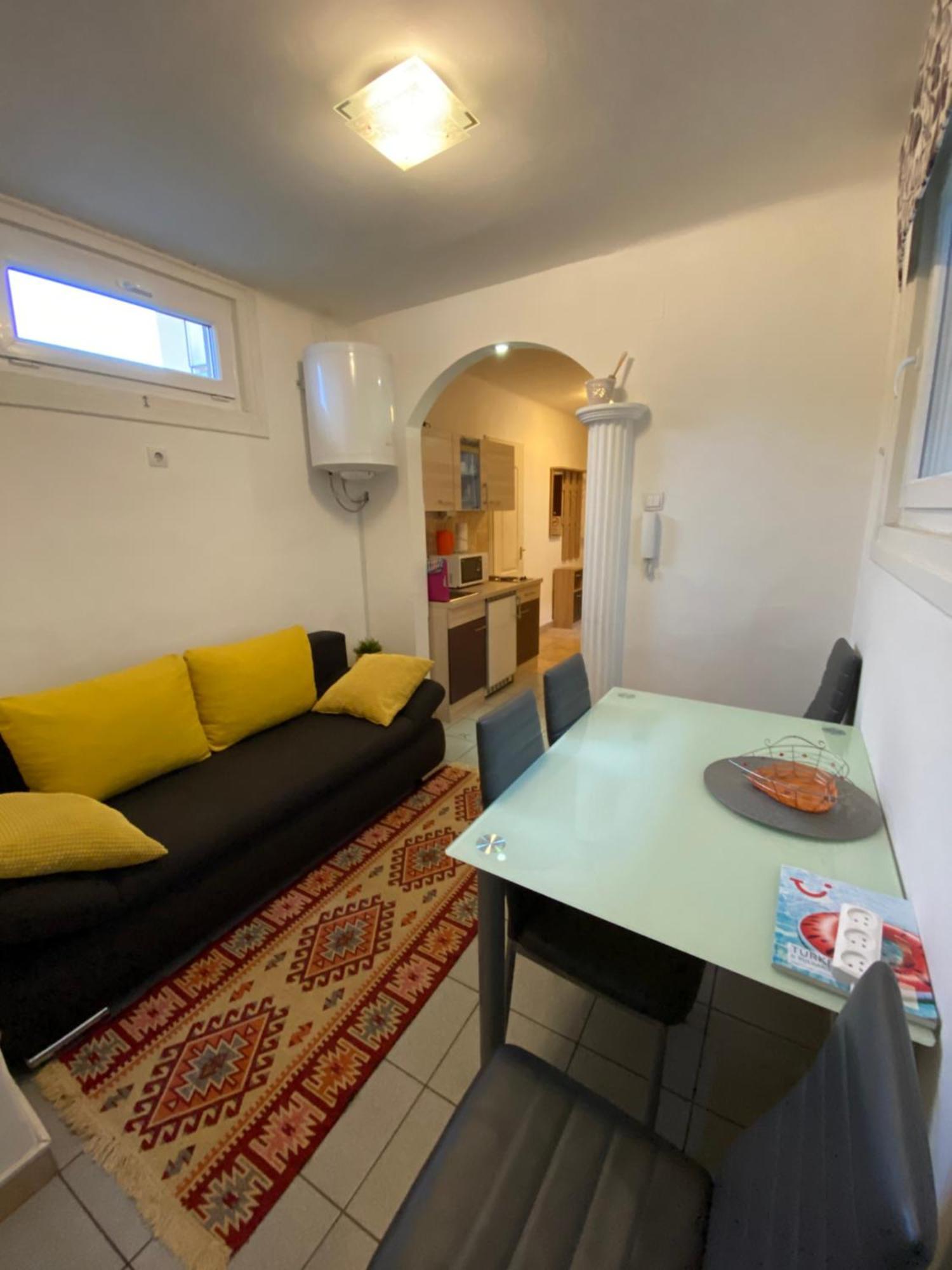 Come & Stay Apartments And Rooms City Center Будапеща Екстериор снимка