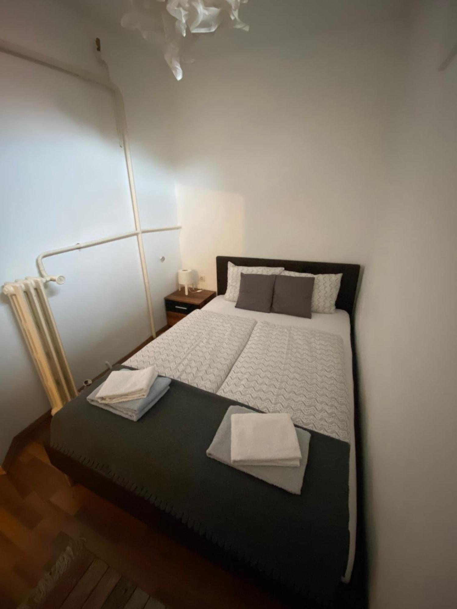 Come & Stay Apartments And Rooms City Center Будапеща Екстериор снимка